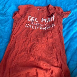 Woman’s short sleeve top